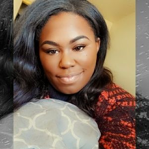 Meet your Posher, Toya